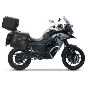 Complete set of SHAD TERRA TR40 adventure saddlebags and SHAD TERRA BLACK aluminium 55L topcase, including mounting kit SHAD Voge 650DS / 650DSX