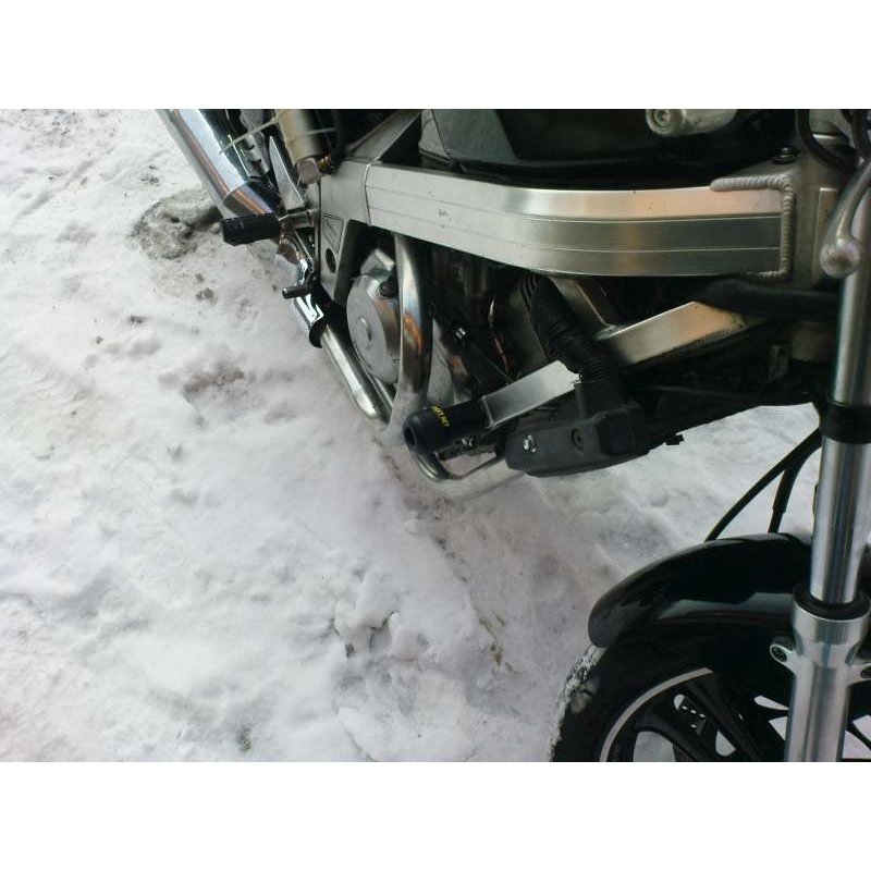 Honda NTV 650 Pijl