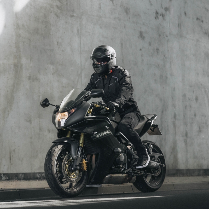 Ozone Pulse motorjack zwart-grijs