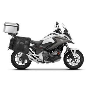 Complete set of SHAD TERRA TR40 adventure saddlebags and SHAD TERRA aluminium 37L topcase, including mounting kit SHAD HONDA NC 750 X