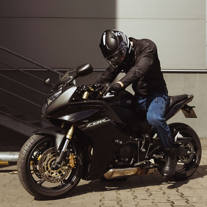 Motorjeans Rebelhorn Hawk III blauw gewassen uitverkoop