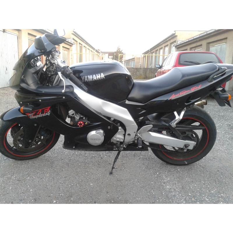 Yamaha YZF 600R THUNDERCAT/YZF 1000R THUNDERACE Pijl