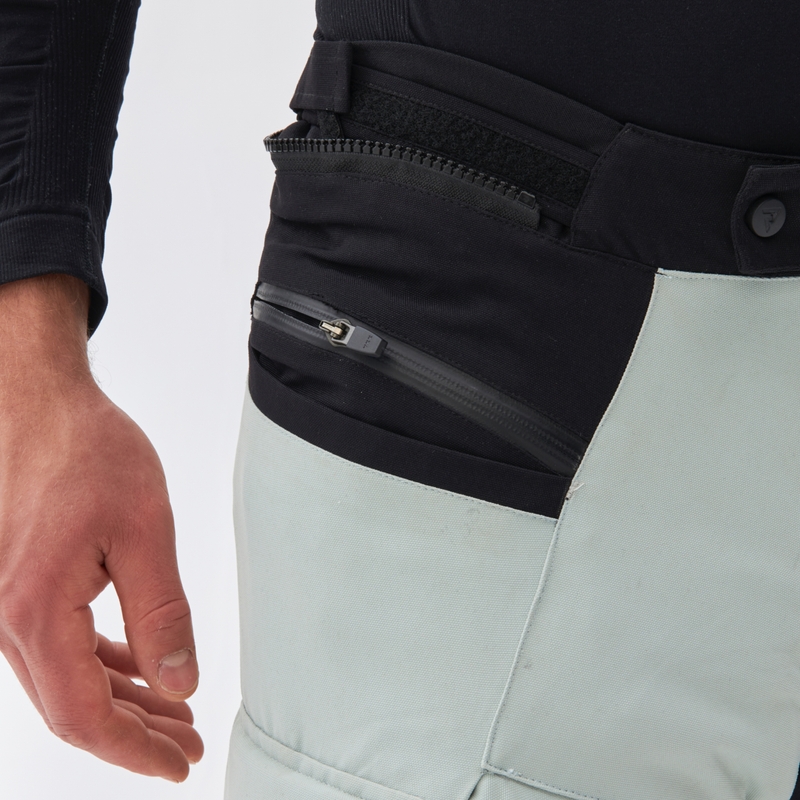 Rebelhorn Range Grijs-Zwart-Rode Motorbroek