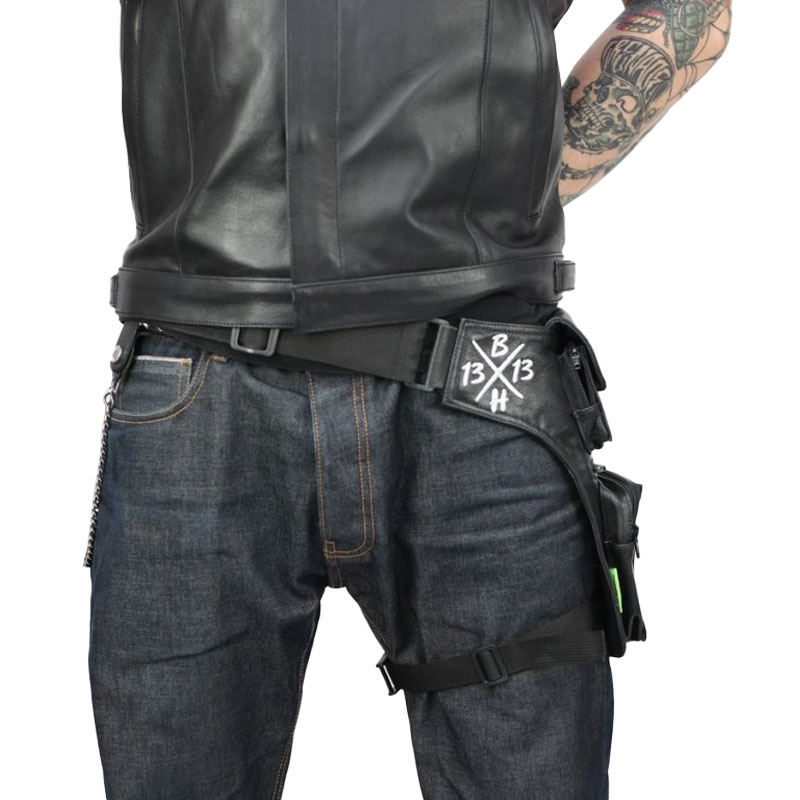 Kapsa stehenní Black Heart W-TEC Skull černá