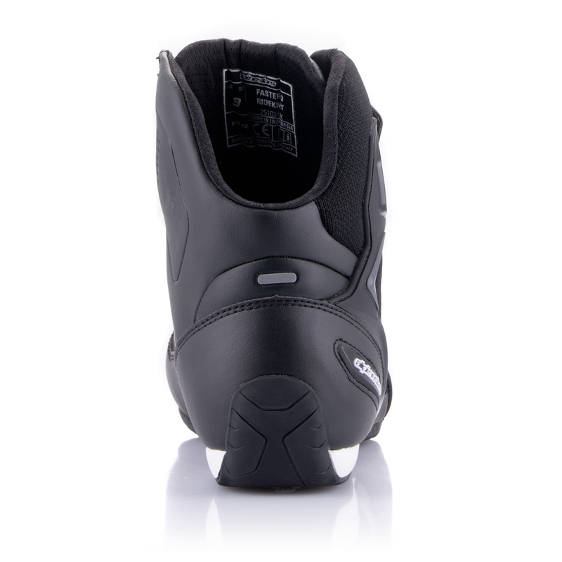 Alpinestars Faster-3 Rideknit zwart met grijze motorlaarzen