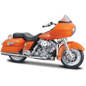 Model van Maisto 2002 FLTR Road Glide motorfiets