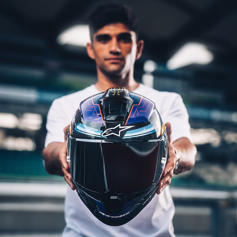 Alpinestars Supertech R-10 limited edition Martinator Jorge Martin blauw-paars-rood-geel integraal motorhelm