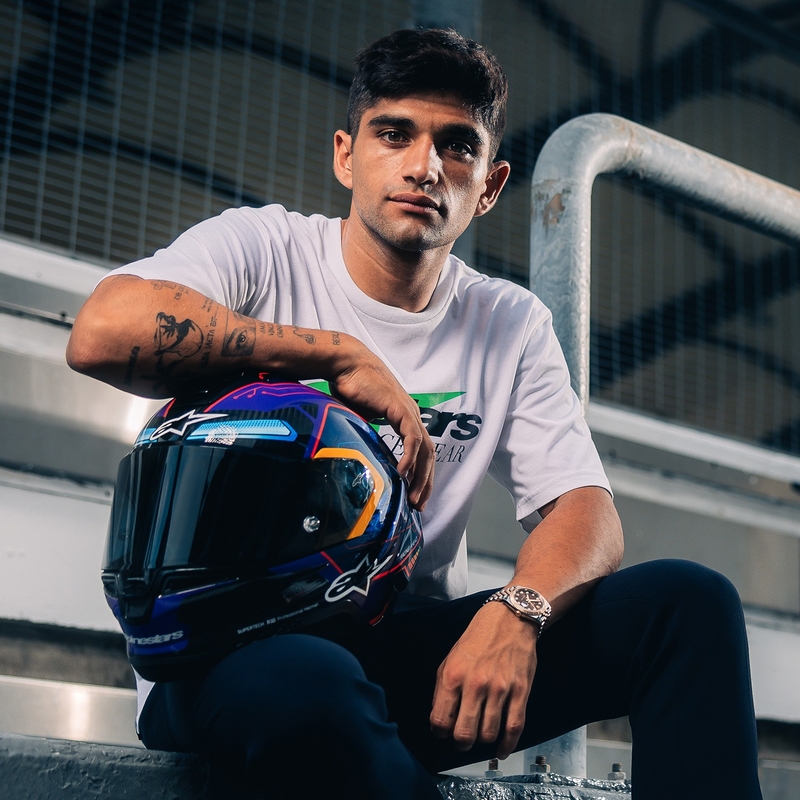 Alpinestars Supertech R-10 limited edition Martinator Jorge Martin blauw-paars-rood-geel integraal motorhelm