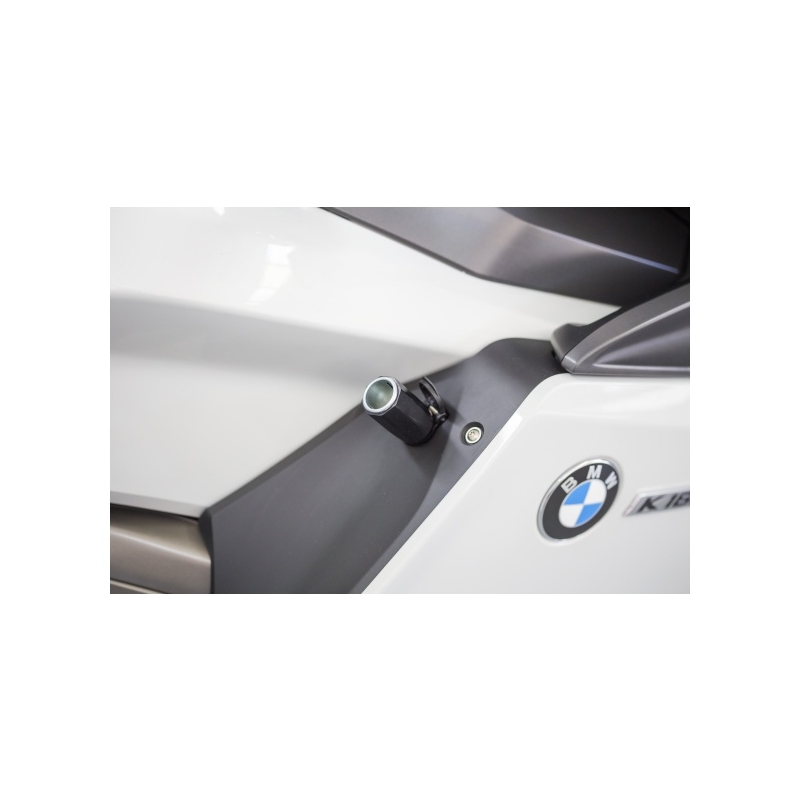 DIN-adapter van kleine moto-stopcontact naar auto-stopcontact