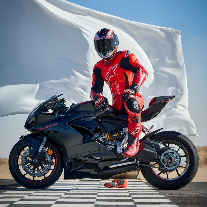Alpinestars GP Plus V4 Sprint Eendelig Leren Motorpak, Tech-Air Compatibel, Fluo Rood-Rood-Wit-Zwart