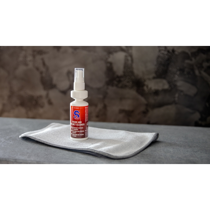 Vizier- en helmreiniger S100 met microvezeldoekje - Vizier- en helmreiniger 100 ml