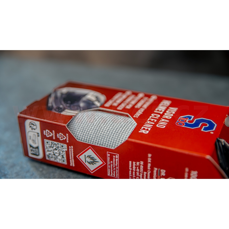 Vizier- en helmreiniger S100 met microvezeldoekje - Vizier- en helmreiniger 100 ml