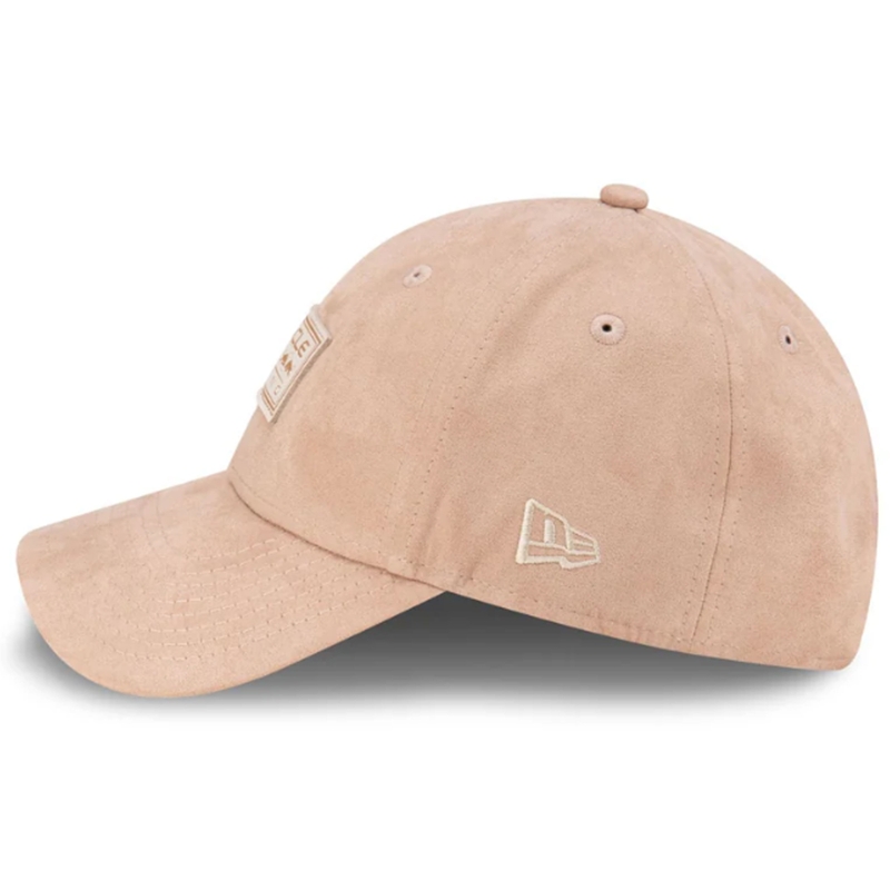 Red Bull pet beige