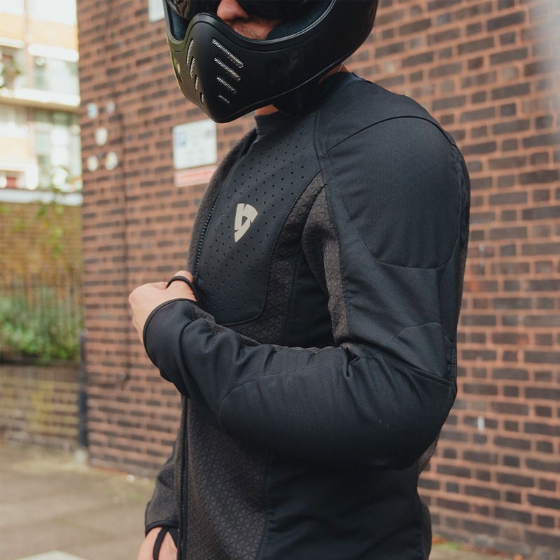 Revit Nucleus bodyprotector zwart