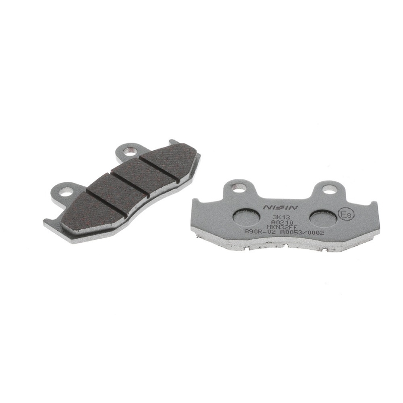Remblokken NISSIN semi-metallische samenstelling 81x42x6,9 mm 2 stuks
