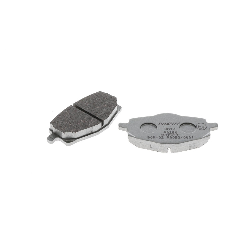 Remblokken NISSIN semi-metallische samenstelling 71,4x36x9,2 mm 2 stuks