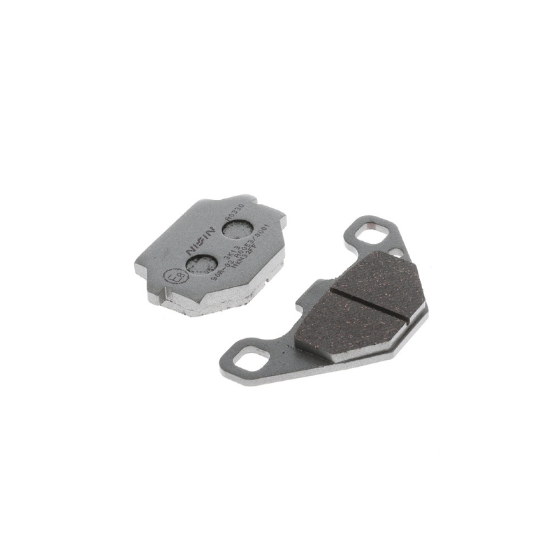 Remblokken NISSIN semi-metallische samenstelling M501-389 2 stuks.