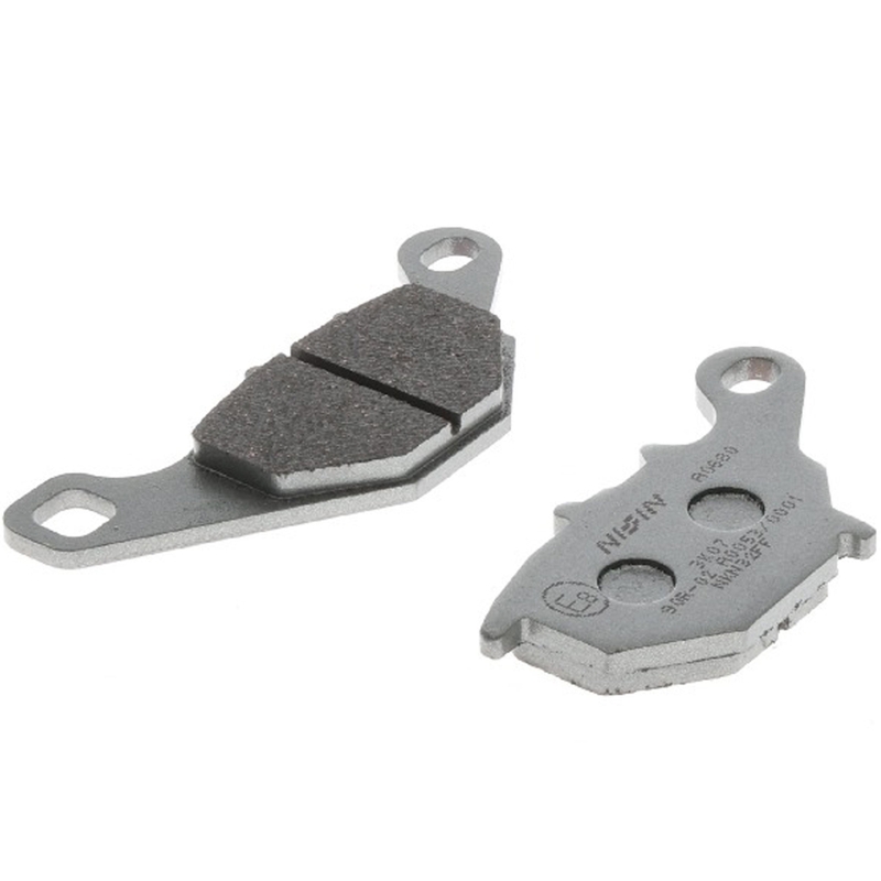 Remblokken NISSIN semi-metallische samenstelling M501-410 2 stuks.