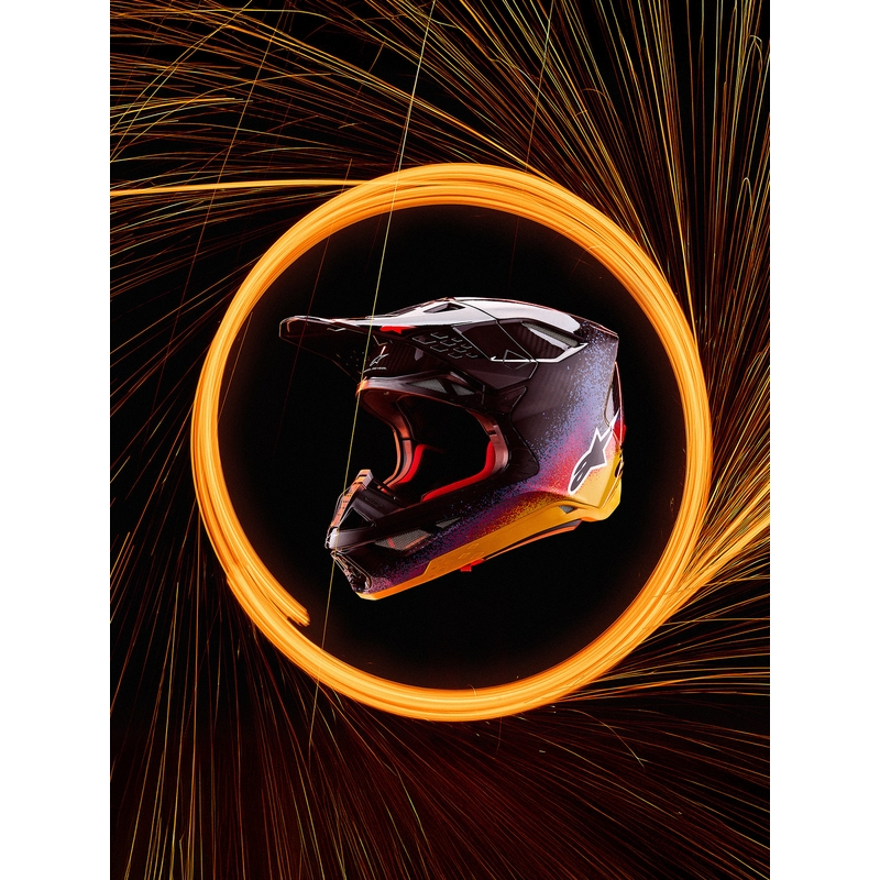 Alpinestars Supertech S-M10 limited edition motorcrosshelm Black Hole in zwarte kleur