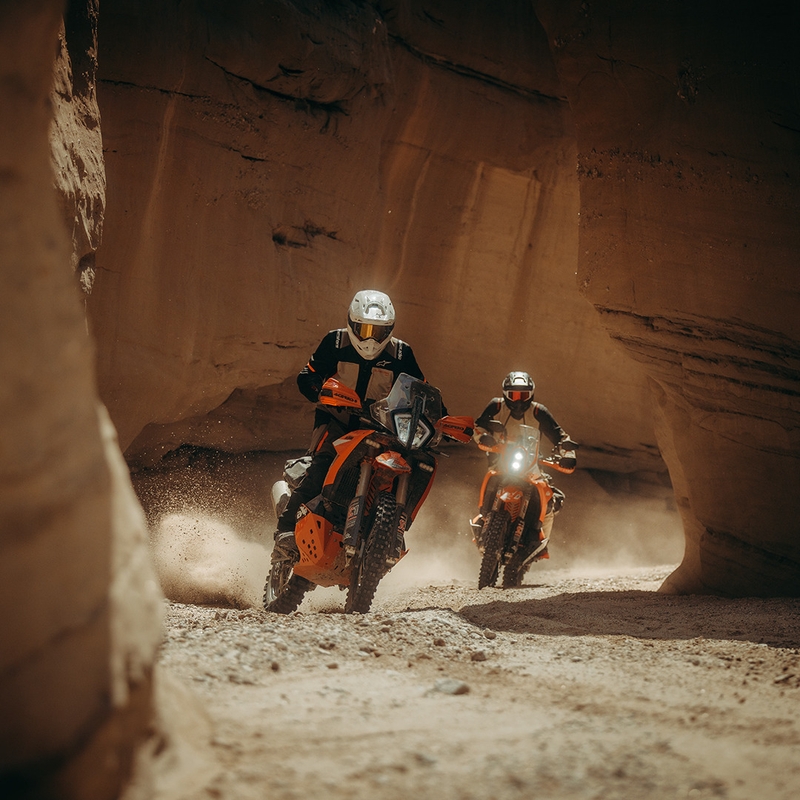 Alpinestars Andes V4 Drystar motorjas in crème-lichtbruin-zwart-fluoranje