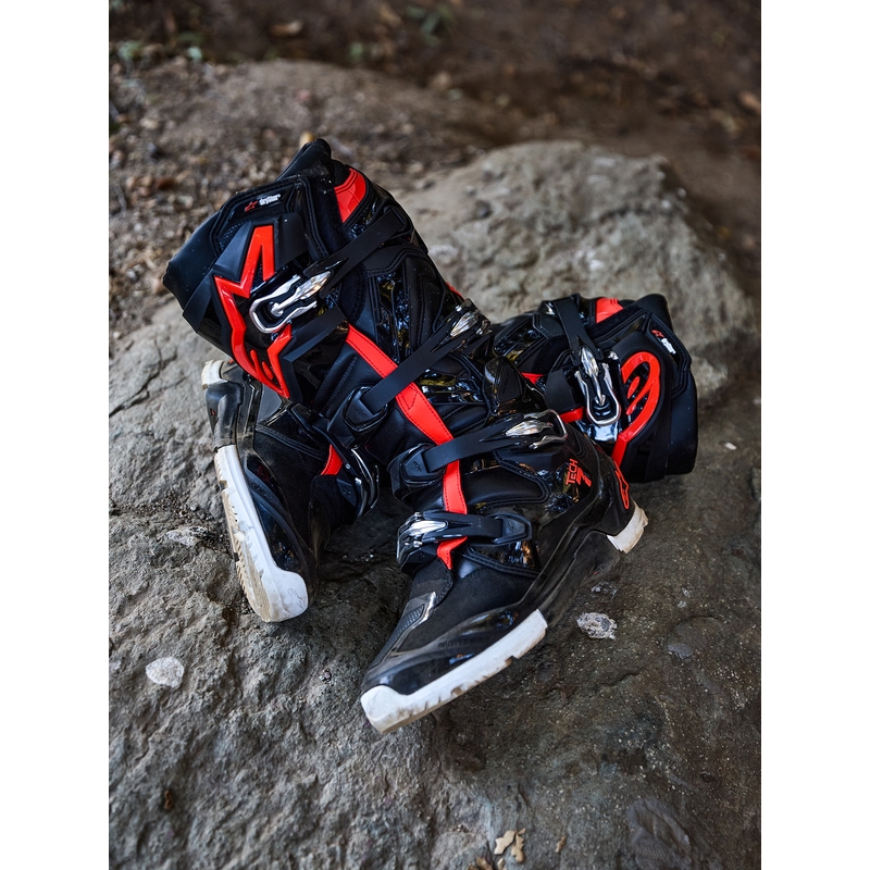 Alpinestars TECH 7 Enduro Drystar motorlaarzen zwart-fluorescerend rood-wit