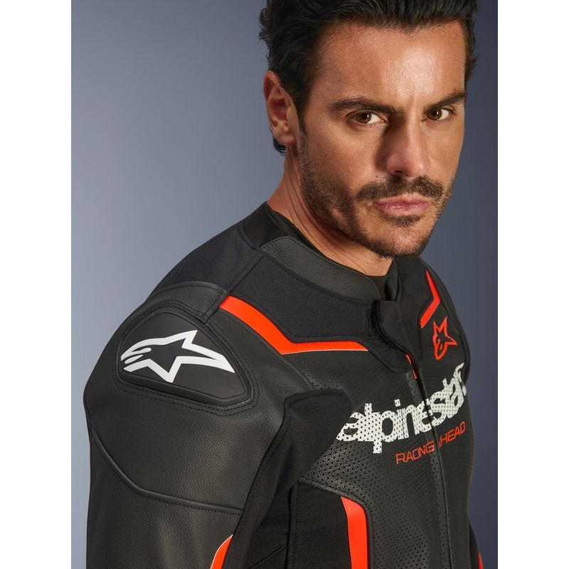 Alpinestars GP Force V2 Airflow leren motorjas in zwart-fluorescerend rood-wit
