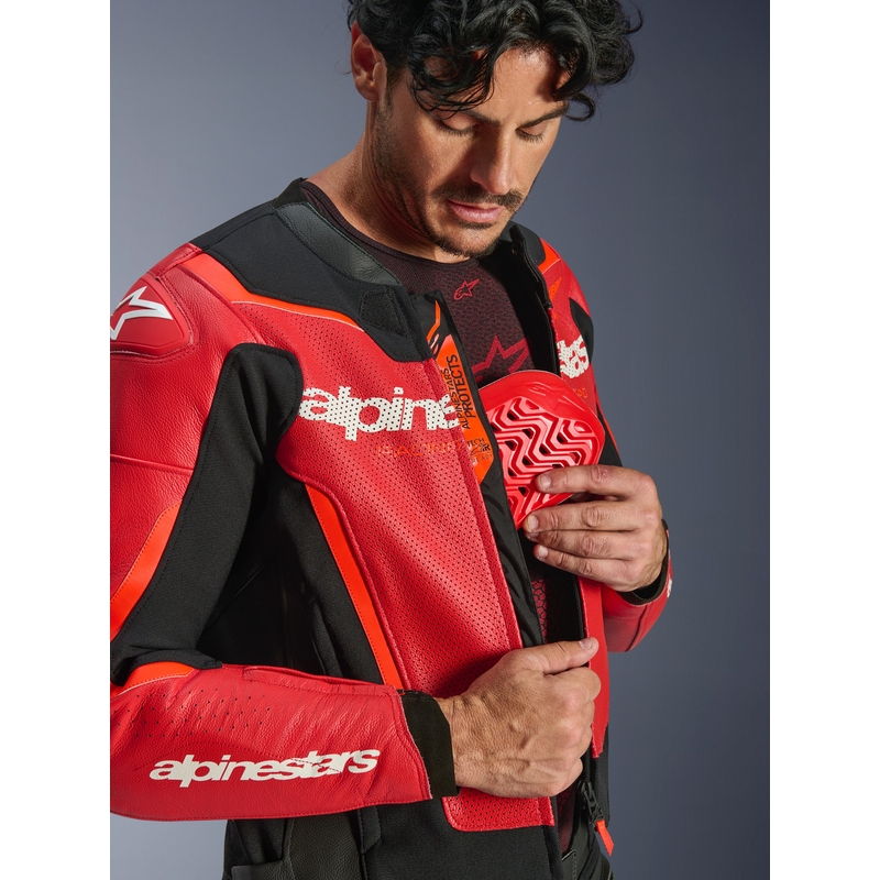Alpinestars GP Force V2 Airflow leren motorjas in fluorescerend rood-zwart-wit