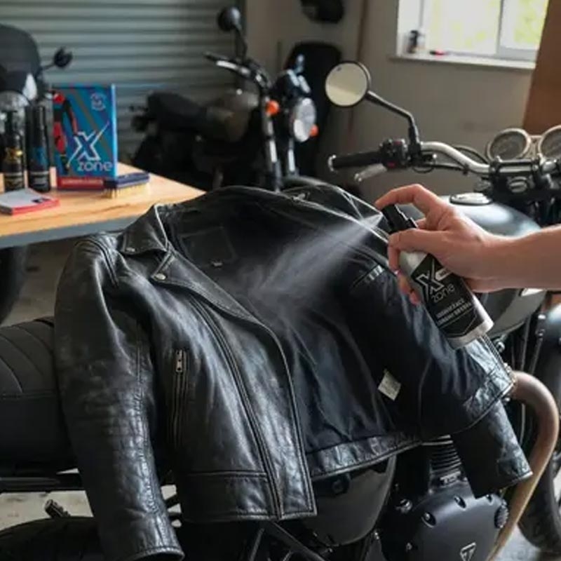 Xzone lederen verzorgingsset