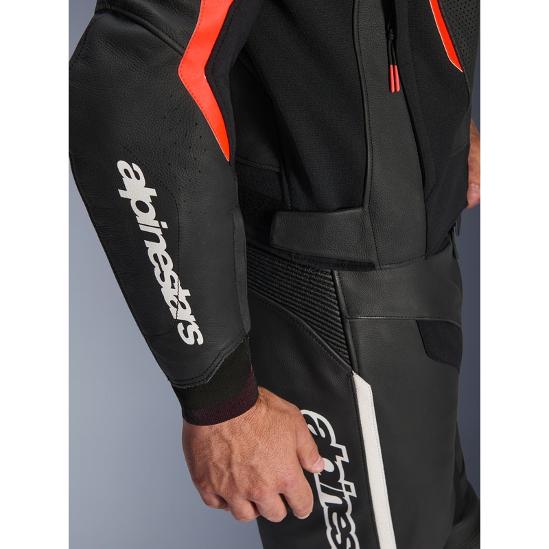 Alpinestars GP Force V2 leren motorjas in zwart-fluorescerend rood-wit